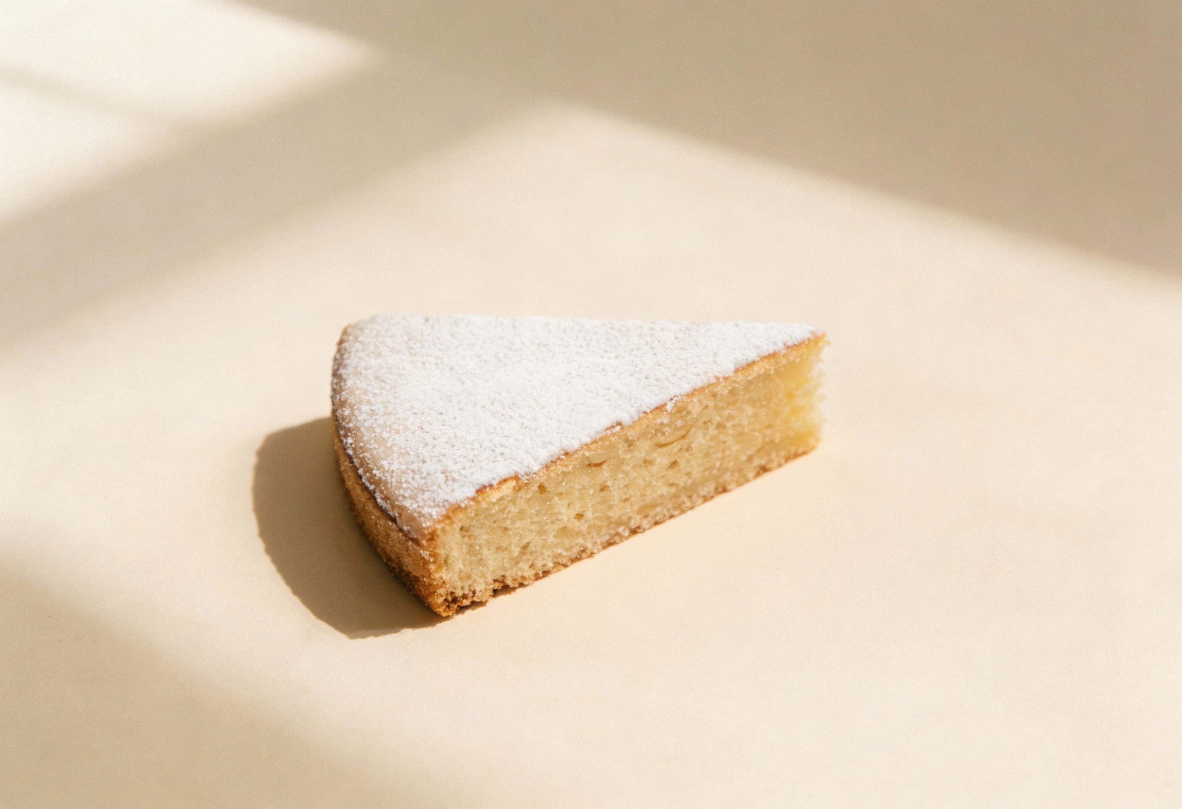 Glutenfreier Mandelkuchen, laktosefrei nach Wahl, hefefrei – Rezept aus dem Maisterei Magazin (KI-bearbeitet)