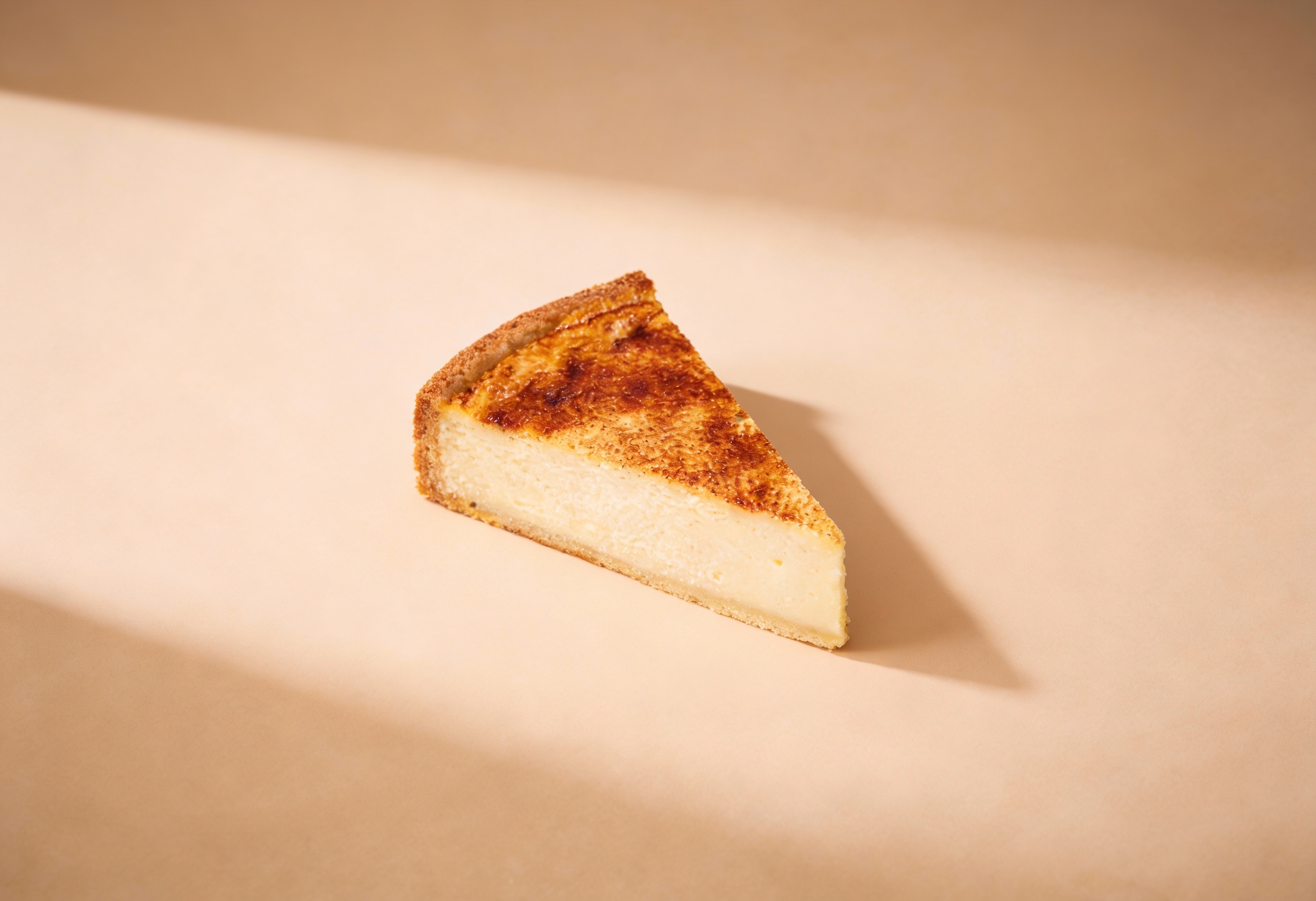 Glutenfreier Rahmkuchen, laktosefrei nach Wahl, hefefrei – Rezept aus dem Maisterei Magazin (KI-bearbeitet)