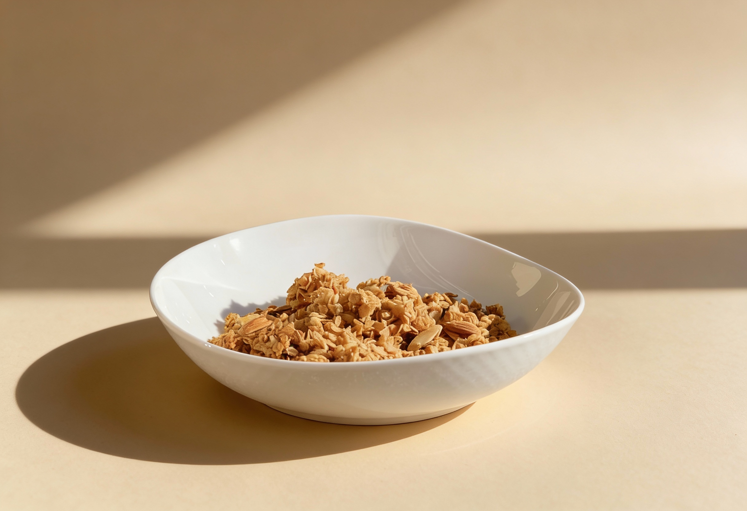 Glutenfreies Mandel Granola (Knuspermüsli), laktosefrei, milchfrei – Rezept aus dem Maisterei Magazin (KI-bearbeitet)